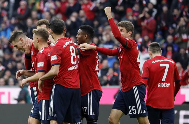 内蒙古多地滑雪场“开板”迎客，冬季旅游迅速升温（内蒙古多地滑雪场陆续开放迎客，冬季旅游热度攀升）