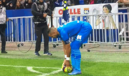 德乙前瞻：杜塞尔多夫大幅迫近降级区，沙尔克需3分巩固榜首