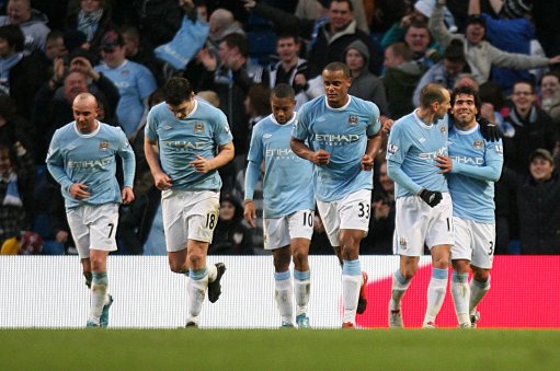 21世纪五大联赛出场时间：C罗75927分钟居首，梅西70022分钟第三（21世纪五大联赛出场时长榜：C罗以75927分钟领跑，梅西70022分钟位列第三）