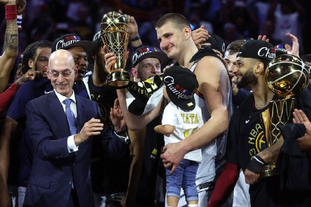 2011年至今欧冠门将失误丢球榜：诺伊尔10次居首，奥纳纳在列（自2011年以来欧冠门将失误致丢球榜：诺伊尔以10次位列榜首，奥纳纳上榜）