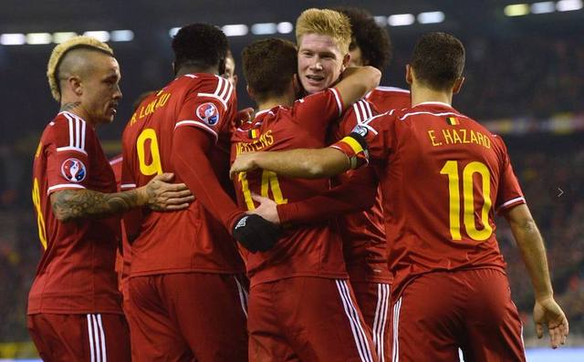 要不然五大联赛集体给非洲足协转账吧，这非洲杯时间太折磨了（非洲杯赛期太折腾，不如五大联赛集体赞助非洲足协换个档期？）