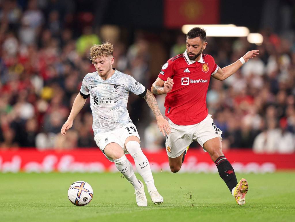 安布：邵佳一与此前的混乱划清界限，是国足非常好的主帅人选（安布：邵佳一已与过往混乱切割，堪称国足主帅的上佳人选）