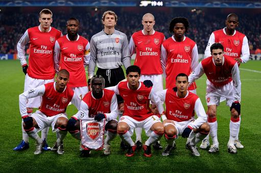 世体：特尔施特根还未参加球队合练，预计12月或1月初复出（世体：特尔施特根尚未随队合练，预计将于12月或明年1月初复出）